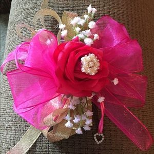 Prom corsages